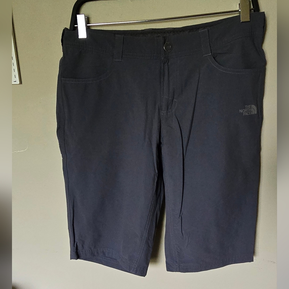 # 174 Women's North Face Shorts